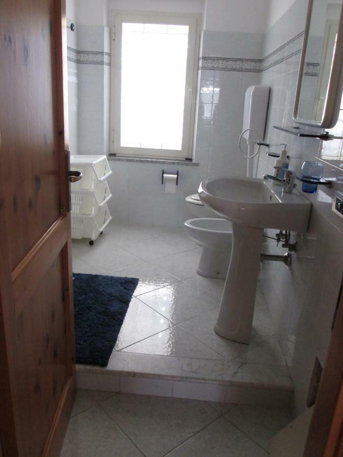 Апартаменти Santu Luisu Iun P2230 Галтеллі Екстер'єр фото