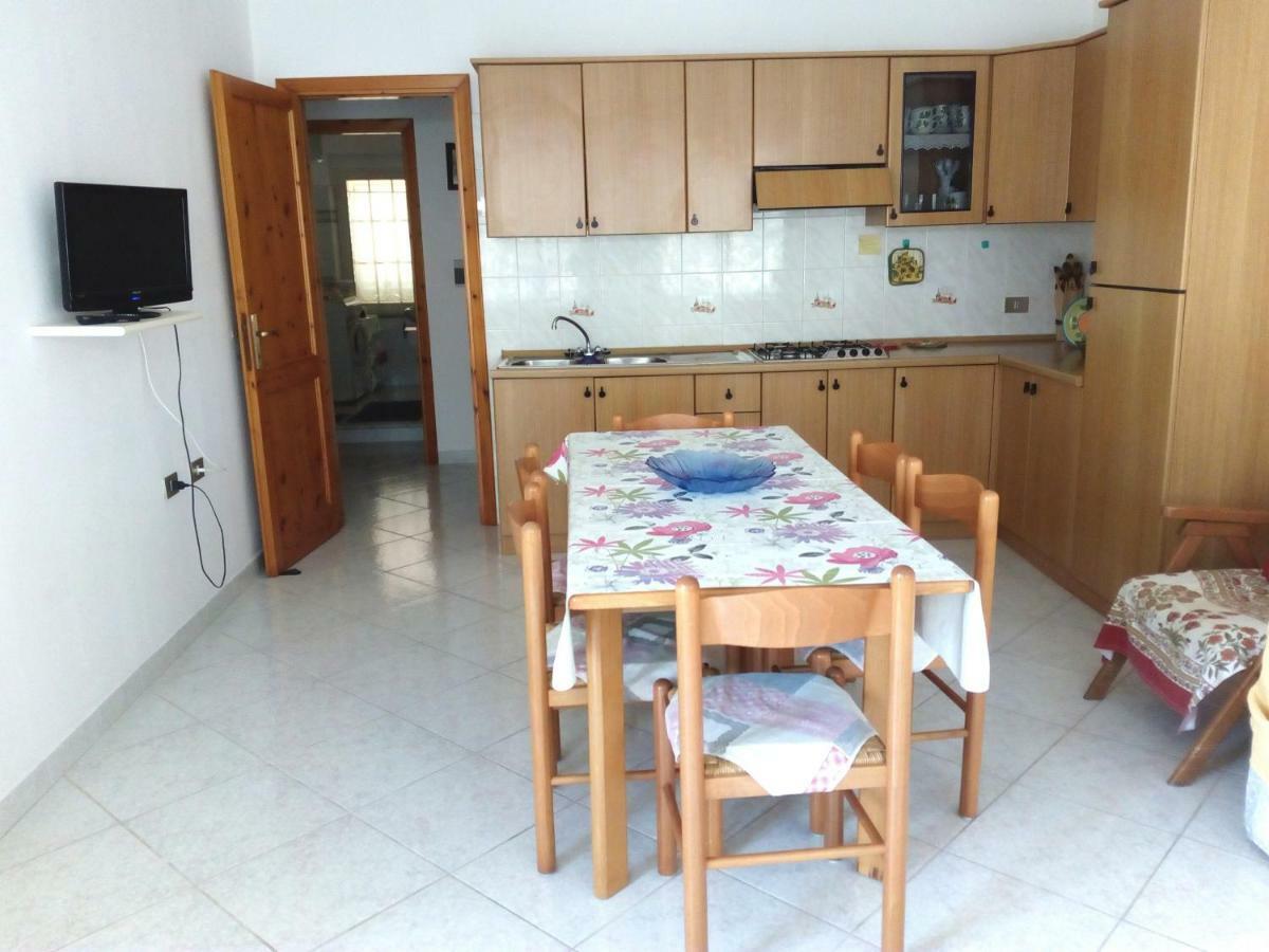 Апартаменти Santu Luisu Iun P2230 Галтеллі Екстер'єр фото